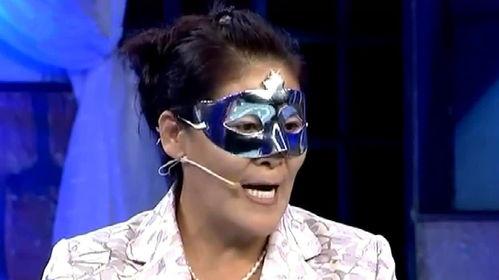 父亲找女儿上台爆料视频,现场观众震惊不已! 第1张 父亲找女儿上台爆料视频,现场观众震惊不已! 第1张